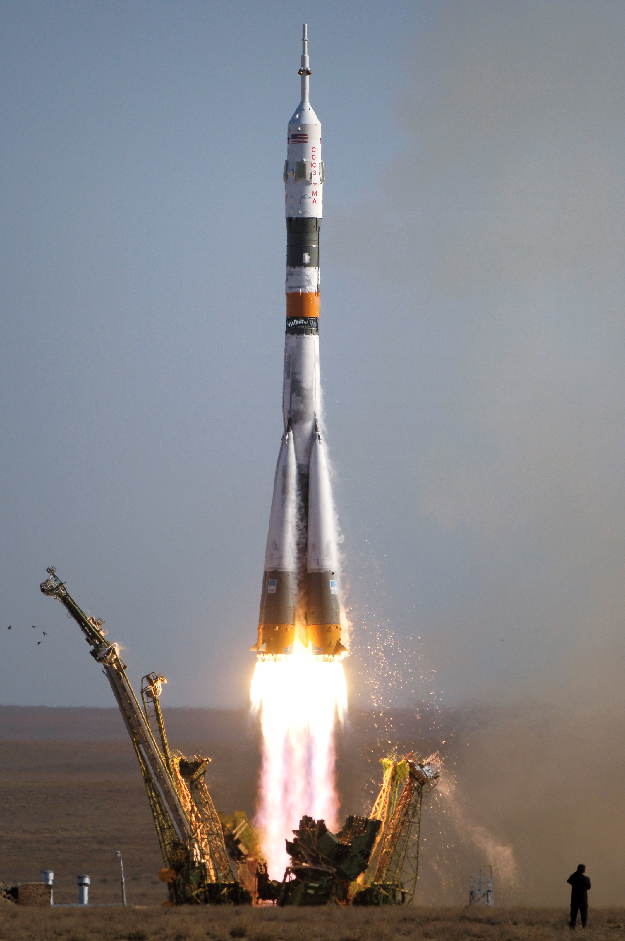 Rocket launch IR plume