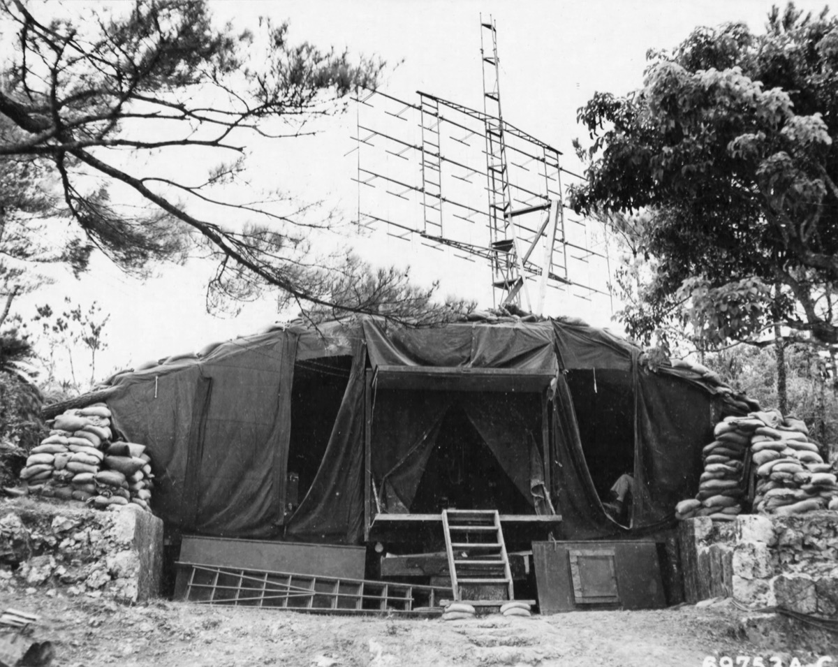 Military early warning radar